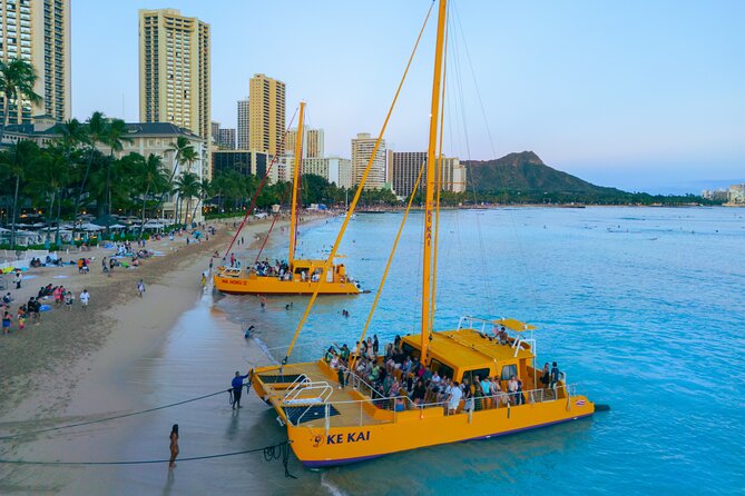 1-Hour Diamond Head Sail of Waikiki Beach - Best For: Families, Couples, and Solo Sailors Looking for an Easy Win