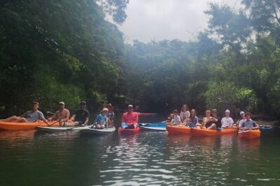 2 hour tandem kayak rental at our private launch area in Hale'iwa - The Two-Hour Tandem Plan: Shared Paddling to the Calm Bay