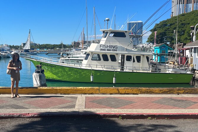 3-Hour Fishing Trip in Waikiki - Waikiki Beach Stop 1: The First Look, First Cast Energy
