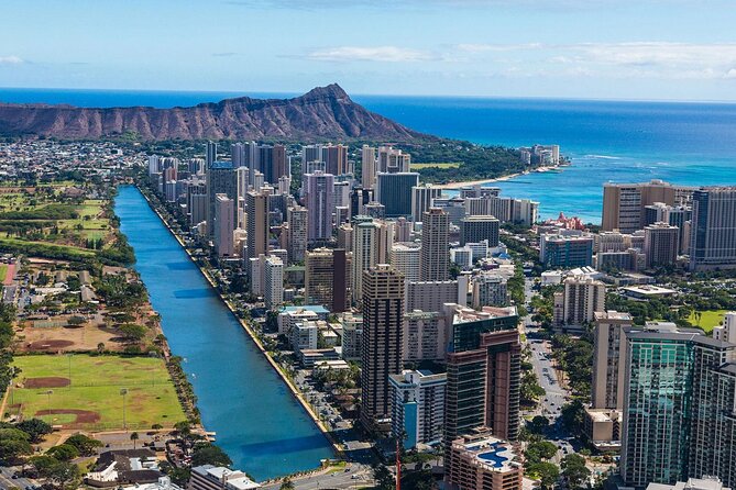 Afternoon Honolulu City Tour - War Memorials and the Punchbowl Area: Meaning With Big Views