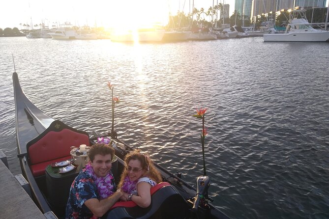 Aloha Gondola Cruise with Drinks & Pastries - Best for Couples, Proposals, and People Who Want Calm Views