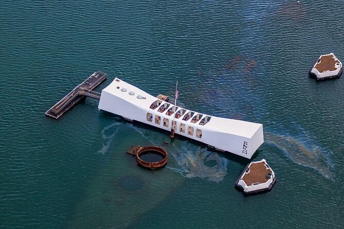 Arizona Memorial Pearl Harbor & Honolulu City Tour from Kauai - Key things you’ll notice on this Honolulu day
