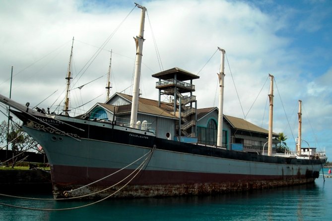 Awesome Scavenger Hunt: Royal Views Of Honolulu - Meet the Game: Roles, App Maps, and Photo Challenges