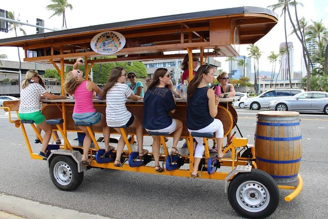 Beer Lover's Bike Tour of Honolulu - Stop 3: Waikiki Brewing Company for Award-Winning Beer and Good Times