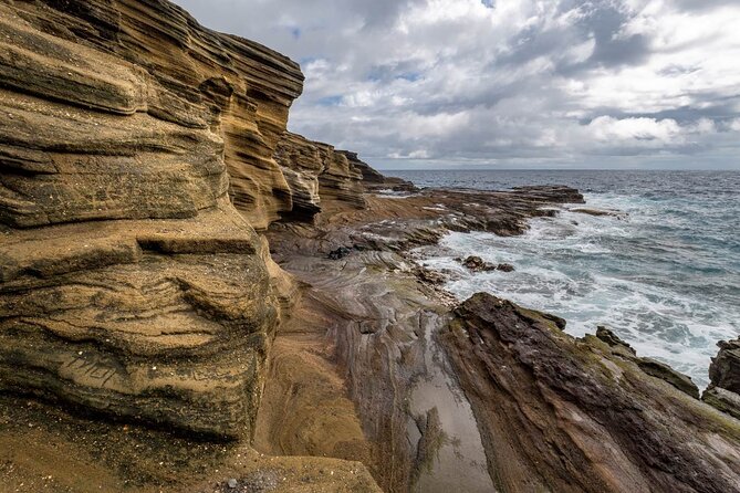 Best Oahu Self-Guided Driving Audio Tour: Beaches, History & More - Price and value: $16.99 per car beats the guided-tour tax