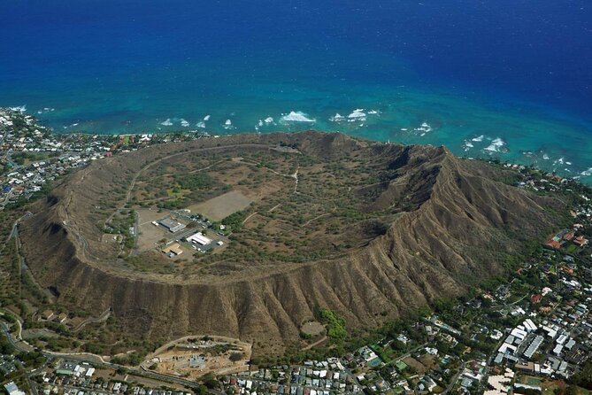 Best Oahu Self-Guided Driving Audio Tour: Beaches, History & More - Windward side: Waimanalo and Kailua, plus temples and waterfalls