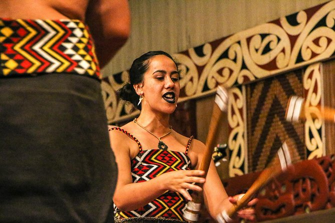 Best of Oahu: Pearl Harbor, Arizona Memorial and the Polynesian Cultural Center - The tour guide factor: why small details can make the day