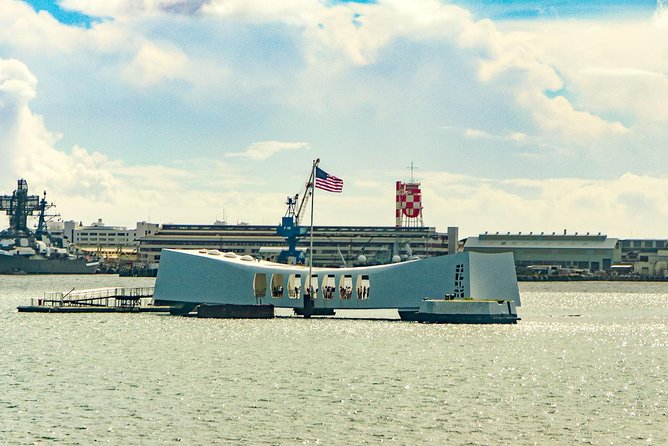 Best of Oahu: Pearl Harbor & Oahu Circle Island Tour from Waikiki - Dole Plantation in 30 minutes: what you can realistically do