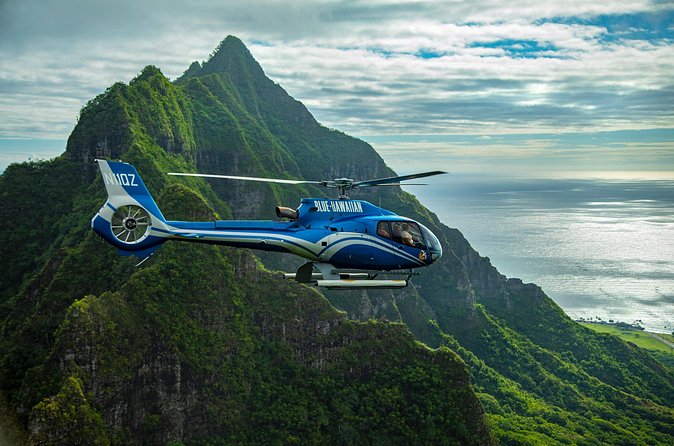 Blue Skies of Oahu Helicopter Tour - Diamond Head (Lēahi): the iconic cone seen from the sky