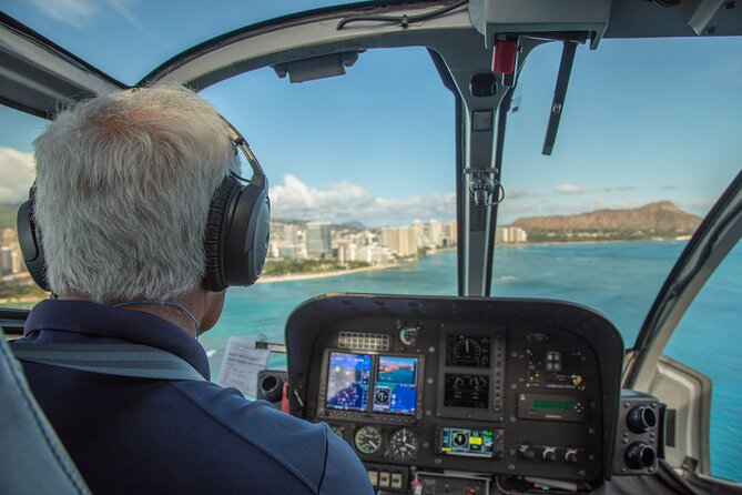 Blue Skies of Oahu Helicopter Tour - Lē‘ahi to the waterline: marine preserve views and snorkeling-bay energy