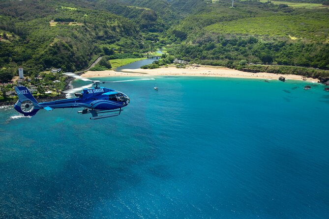 Blue Skies of Oahu Helicopter Tour - Seats, headsets, and the pilot guide: why the narration is part of the value
