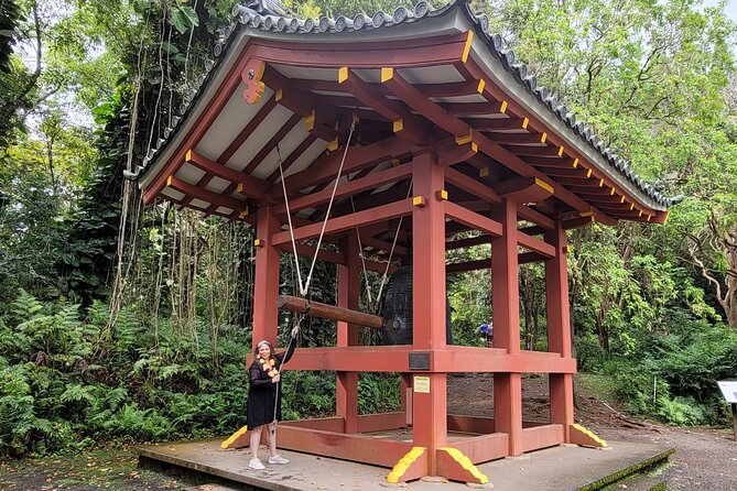 Byodo Temple and Waimea Botanical Garden Tour - Byodo-in Temple: the calm stop that makes the whole day feel worth it