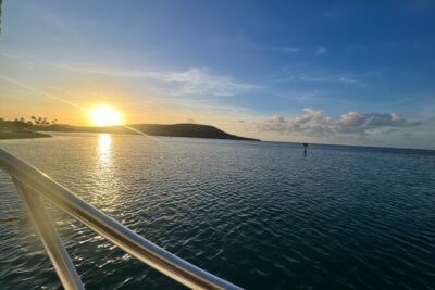 Certified Scuba Diving Experience in Honolulu - First underwater session: 80–120 feet on a wreck or deep site