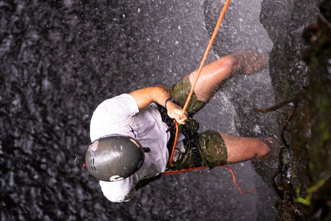Chasing Waterfalls:Wild Hawaii Rappelling - Snacks, drinks, and gear recovery: why the “wait” feels worth it
