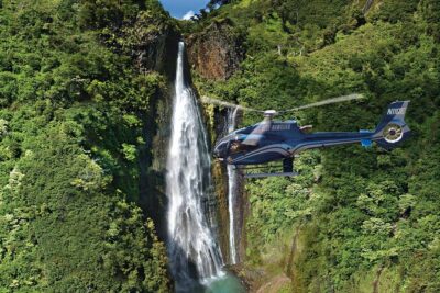 Day Trip fr Oahu to Kauai: Highlights & Movie Sites w/ Helicopter - First stop payoff: waterfalls, towns, and film framing on Kauai’s main roads