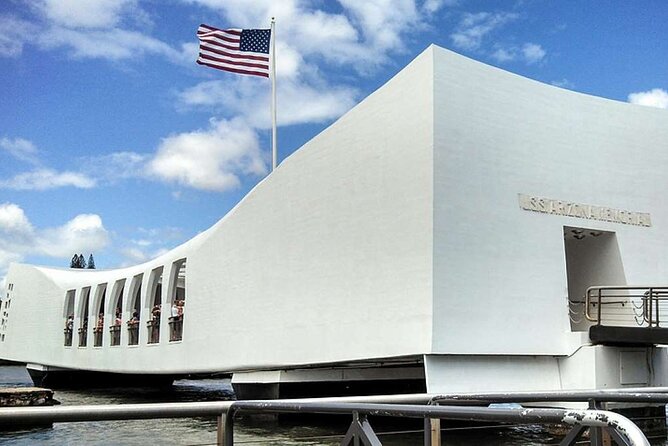 Deluxe Arizona Memorial Bowfin Submarine and Honolulu City Tour - Stop 2: USS Bowfin Submarine Museum and audio set, why this can be the best part