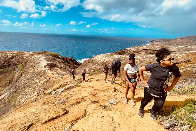 East Side Tour -Hike, Beach, Food, Photo - Waimanalo Beach: swim time with a change area