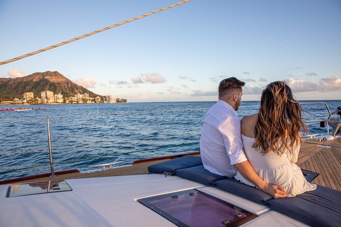 Explore Turtle Canyons Waikiki Snorkel and Sail Adventure - Weather and timing: how to stay happy when plans shift