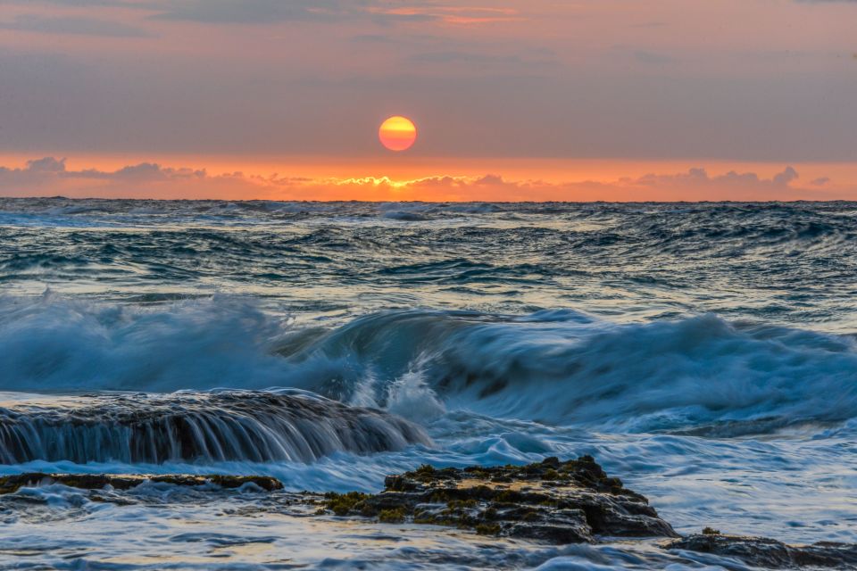 First Day Must 10-Hour Sunrise & Full Island Photo Tour - Sandy Beach Park sunrise: where the day turns into photos