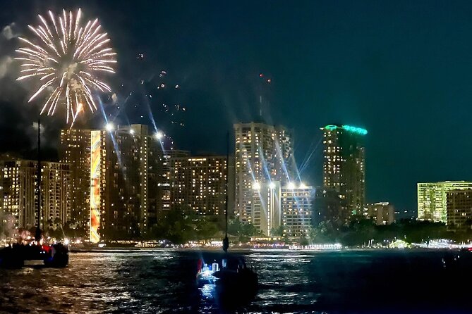 Friday Night Waikiki Fireworks Cruise - Key things to know before you go