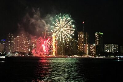 Friday Night Waikiki Fireworks Cruise - Getting to Living Ocean Tours at Ala Moana (without missing it)