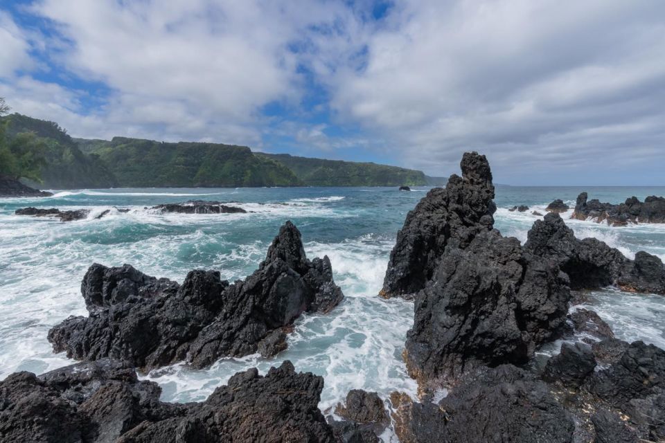 From Oahu: Maui Road to Hana Sightseeing Tour - Keanae Peninsula: Lava Rock Formations and Taro Fields
