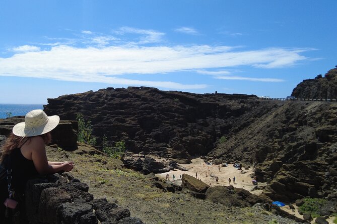 Full-Day Circle Island Guided Tour of Oahu - Halona Blowhole and Makapu‘U Point: quick stops with big views