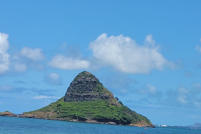 Full-Day Circle Island Guided Tour of Oahu - Windward photo moments, beaches, and the Luau viewpoint idea
