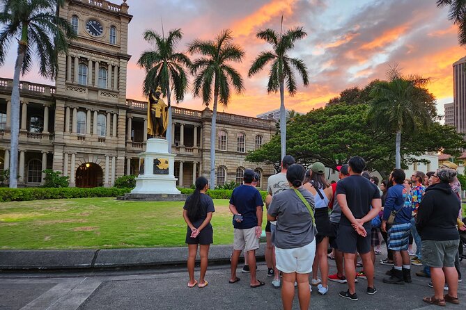 Ghosts of Old Honolulu Walking Tour - Walking Downtown, Then Turning the Lights Off (Metaphorically)