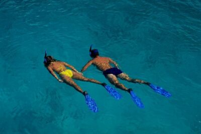 Half Day Oahu Combo Adventure: Bike, Sail and Snorkel - Photo moments and the quick transition to the water