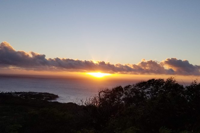 Hawaiian Beauty Package - Group size and vibe: small enough for order, crowded enough to notice