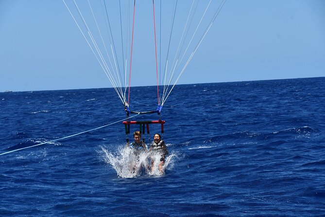 Hawaiian Parasail Since 1977 from Waikiki Beach - The Sky Part: What the Flight Feels Like