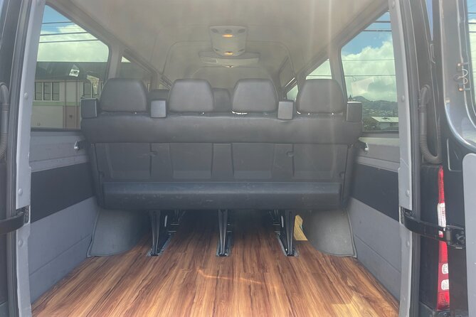 HNL Airport & Waikiki Private Transfer by Brand New Mercedes Van - Optional Orchid Lei Greeting: A Small Touch With Big Waikiki Feel