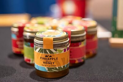 Honey Flight & Bites: The Best Honey Tasting in Hawaii - The flavor lineup: raw Hawaiian honeys and infused varieties
