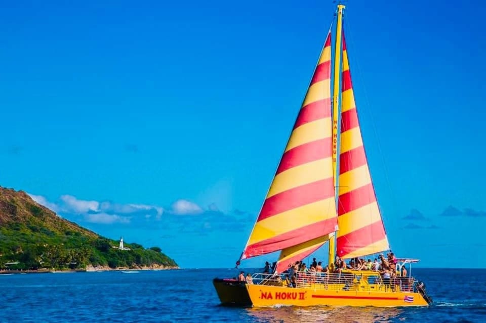 Honolulu: 1-Hour Friday Night Fireworks Cruise with Drinks - Price and value: does $56 make sense for one hour?