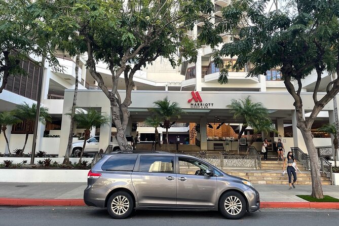 Honolulu Airport & Ko Olina Hotels Private Transfer by Minivan (up to 5 people) - Included vs. Not Included (So You Don’t Get Surprised)
