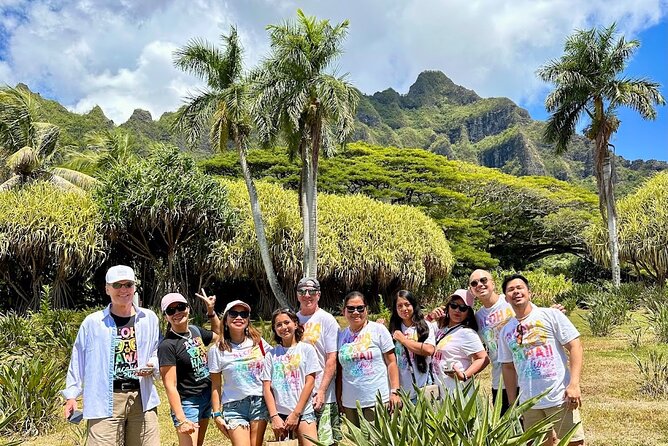 Honolulu Airport Shuttle & Circle Island Tour - Downtown Honolulu wrap-up: Iolani Palace, Chinatown, Aloha Tower