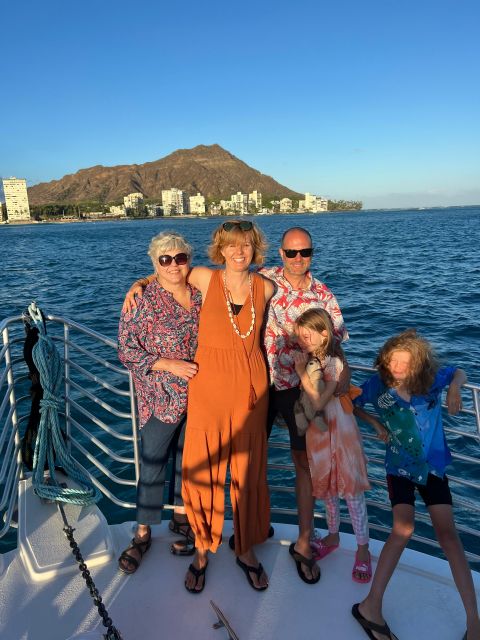 Honolulu: Deluxe Waikiki Snorkel and Wildlife Cruise - Getting to Kewalo Basin: Pier B and what happens first