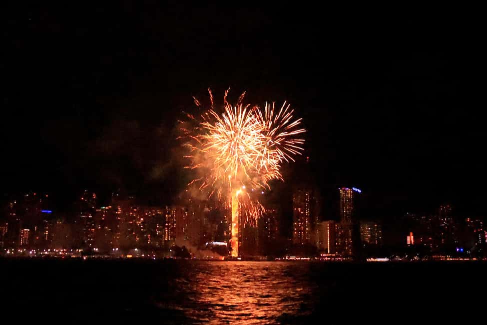 Honolulu: Friday Night Fireworks Cruise with Music - BYOB Rules: Bring Snacks and Drinks, But Skip the Glass