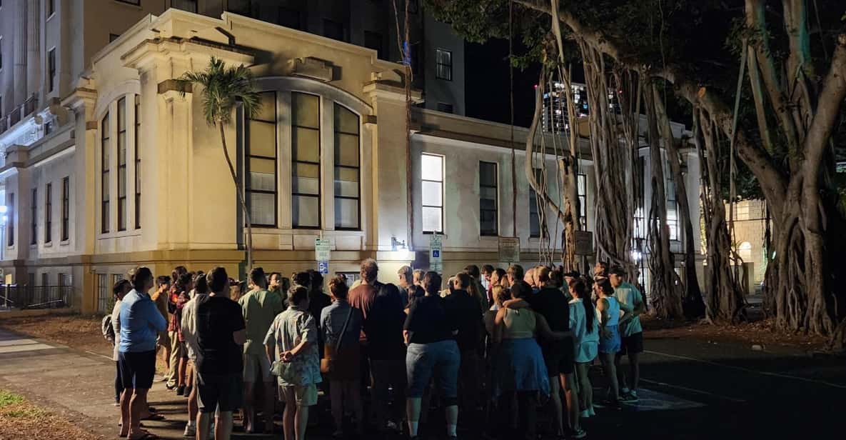 Honolulu: Ghosts of Old Honolulu Walking Tour - Meet at the King Kamehameha Statue and Set the Tone