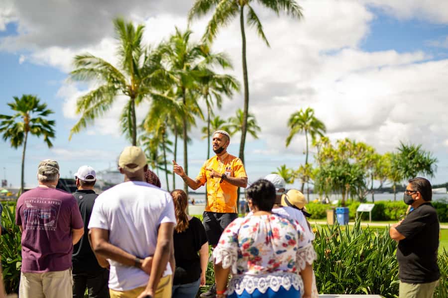 Honolulu: Ultimate Pearl Harbor and Circle Island Tour - Pearl Harbor at Sunrise: The USS Arizona Memorial Moment