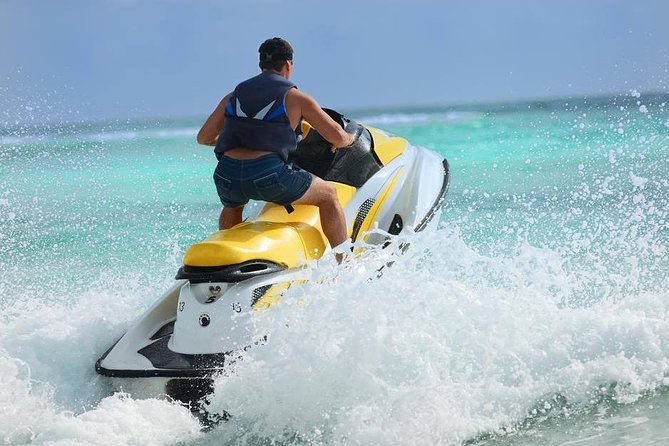 Jet Ski Ride Maunalua Bay. Tandem-2 people ride-price per person - Meeting H2O Sports Hawaii and Getting to the Jet Ski Launch