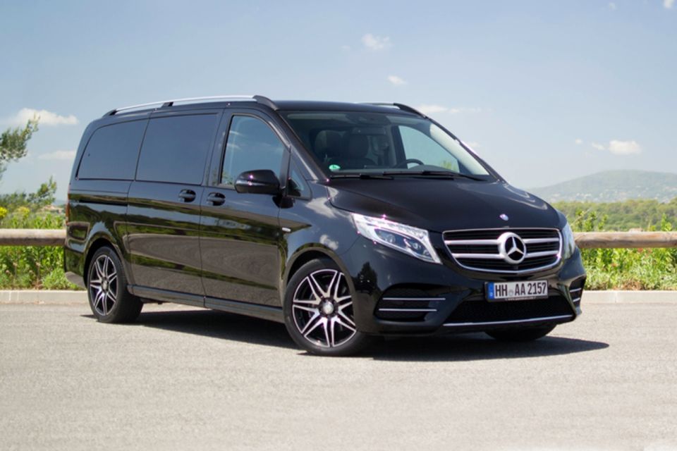 Kahului: OGG Airport Private Transfer to Kahului City|Hotels - What You Get: A True One-Way, No-Fuss Transfer