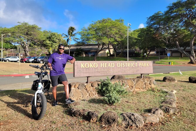 Koko Head E-Bike Ride and Hike Tour - Kahala and the ride through Honolulu’s nicer neighborhoods