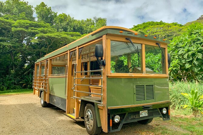 Kualoa Ranch - Kualoa Grown Tour - Stop 1: Kualoa Ranch and the Moli’i fishpond experience