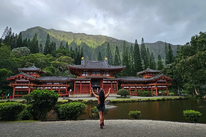 Next Level Oahu Circle Island Tour Snorkel w/Turtles and Byodo-In - Waikiki to Diamond Head: views without the climb