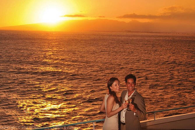 Nova Five Star Sunset Dinner and Jazz - Boarding at Aloha Tower: Quick Check-In, Big View Payoff