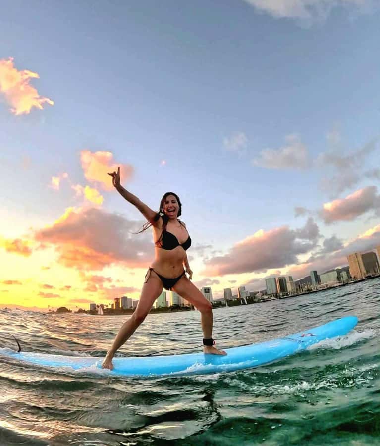 Oahu: 1-on-1 Surfing Lesson in Waikiki - The 75-minute flow: safety, paddling, and pop-ups before you chase waves