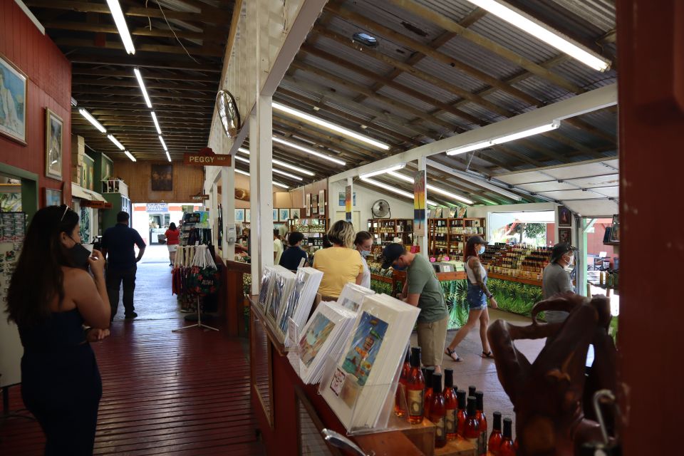Oahu: Active Circle Island Tour - Lunch at Giovanni’s Shrimp Truck: Seafood Comfort Food