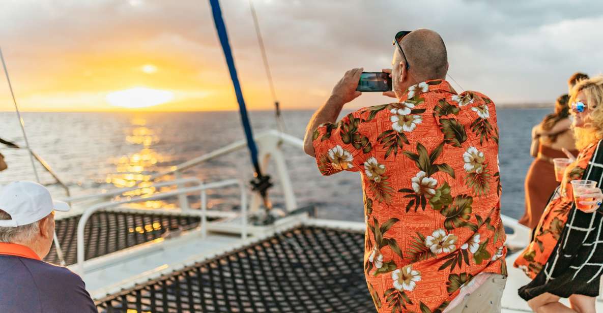 Oahu: Diamond Head Cruise with Drinks & Appetizers - The Bento-Style Dinner: Local Comfort Food in Individual Portions